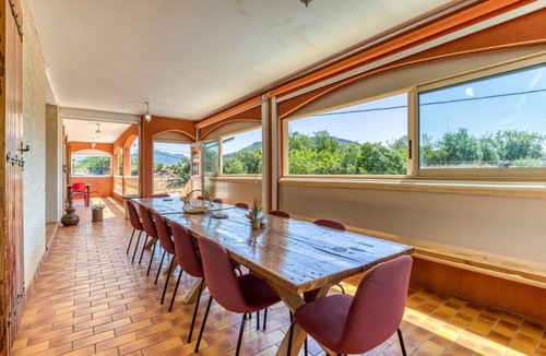 Le Bosc House | Holiday Home with Private Pool, Wi-Fi, and Air Conditioning for 8–14 Guests