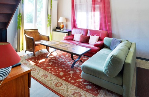 Ferolles-Attilly House | Homerez - Amazing house for 4 ppl. with garden and terrace at Férolles-Attilly