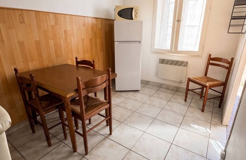 Neris-les-Bains Apartment | Homerez - Apartment in Néris-les-Bains