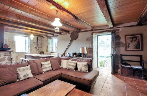 Senezergues House | Homerez - House in Senezergues