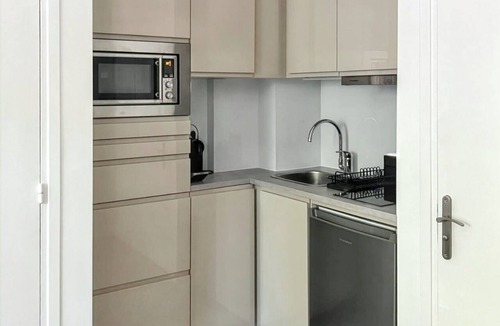 Montrouge Apartment | Homerez - Studio in Montrouge