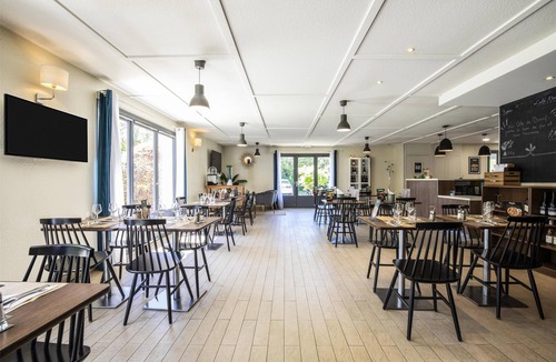 Moirans Hotel | Hotel Campanile Grenoble Nord - Moirans