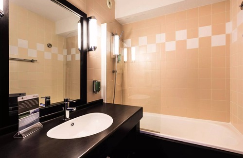 Val Claret Hotel | Hotel Tignes Le Diva - Breakfast - Classic Room 2 Adults with balcony