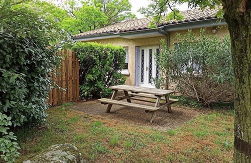 Montreal House | HOUSE 1 - Terrace, garden furniture, beautiful view, swimming pool, summer entertainment