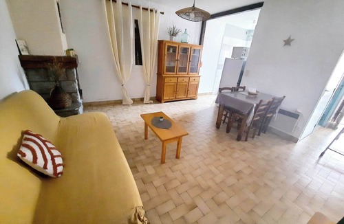Balazuc House | In Balazuc (classified village): 4 p gite + swimming pool and river!