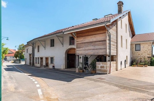 Echenevex Apartment | Independent, peaceful cocoon in the heart of the village - sleeps 4