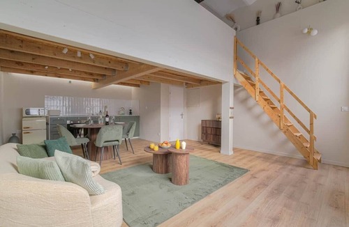 Saint Clair House | Jacuzzi & Cinema - Design Loft - Lyon Gateway