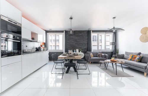 Part Dieu - Bir Hakeim Apartment | L'Amharique - À Lyon, 5min de la gare Part-Dieu