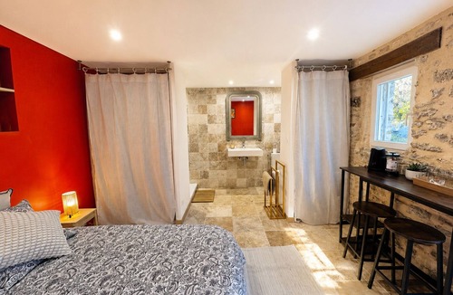 Courances Bed & Breakfast | L'Ecrin Orange de Courances - Bed and Breakfast with garden