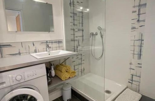 Ambilly Apartment | L'Helvétique - Calme - Proche tram Genève
