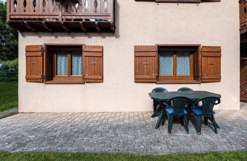 Pralognan-la-Vanoise Apartment | La Bévéria