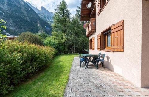 Pralognan-la-Vanoise Apartment | La Bévéria
