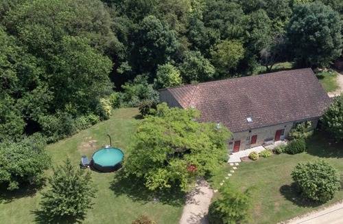 Soturac House | La Ferme de Belbouys, vacation home in oasis of calm, dogs welcome!