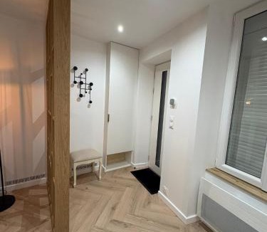 Brie-Comte-Robert Apartment | La Madeleine