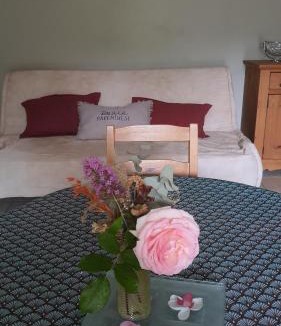Saint-Genix-sur-Guiers Apartment | La Parenthèse - Gîte de la Sittelle