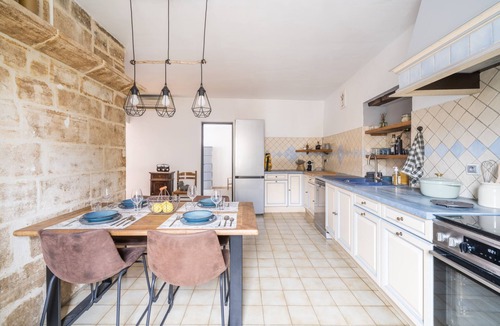 Cornillon House | La Petite Provençale - Proche sentiers