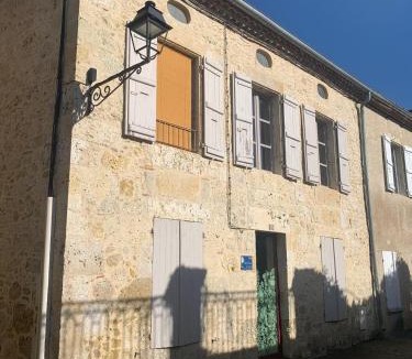 Lectoure House | La Source