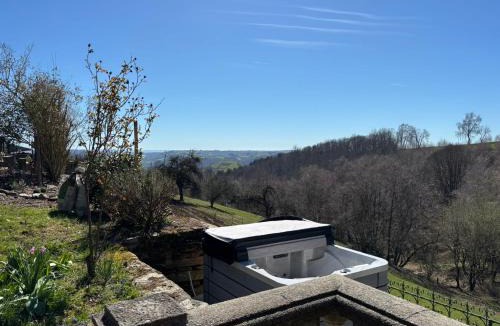 Junhac House | Lacouty le paradis!