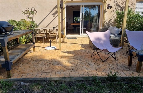 Lezignan-Corbieres House | Large Gîte 2 people