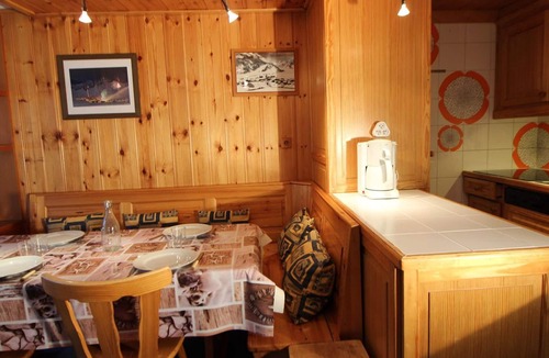Tignes le Lac Apartment | Large studio for 4 ppl. with balcony and lake view in Tignes