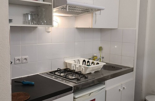 Secteur 2 Apartment | Large studio in the historic 3 TVA district of Grenoble city center