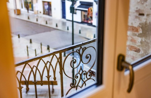 Lavaur Apartment | Le Balcon de Lavaur – Views & Charm in the Heart of the City