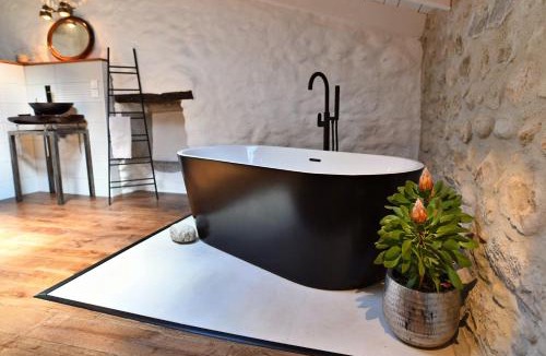 Labeaume House | Le Bruit de l'Eau (Chambre Loft)