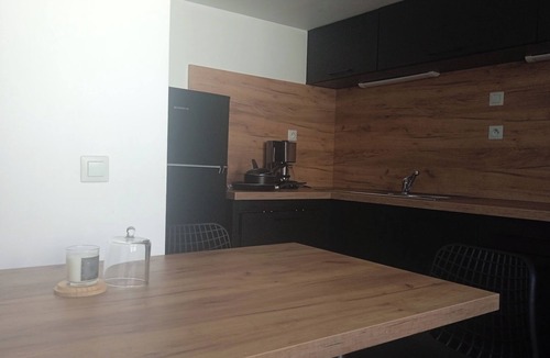 Saint-Etienne Apartment | Le Duplex d'Abi, quiet, overlooking courtyard, close to the center of Saint Étienne