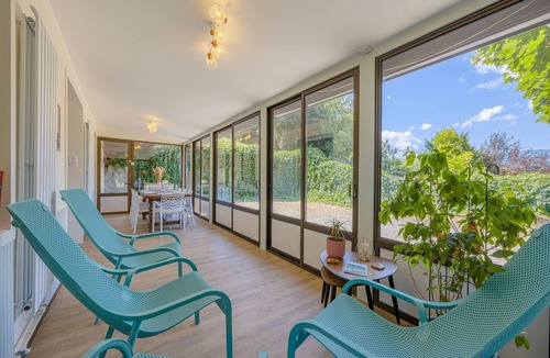Voglans House | Le Gîte La Pierre Pons - vue montagne