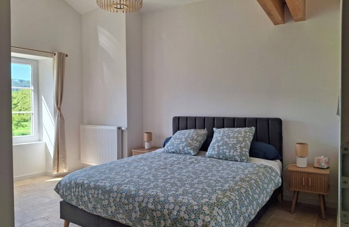 Tullins Bed & Breakfast | Le Petit Chépy Bed and Breakfast 1.
