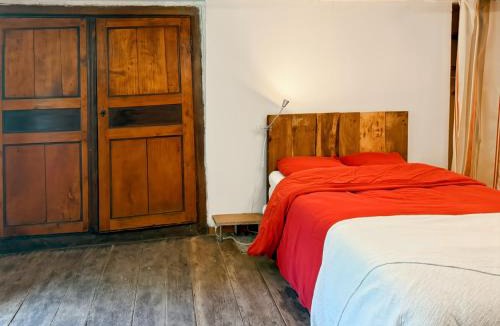 Raulhac House | Le refuge d'Auvergne, calme, 8pers, jardin