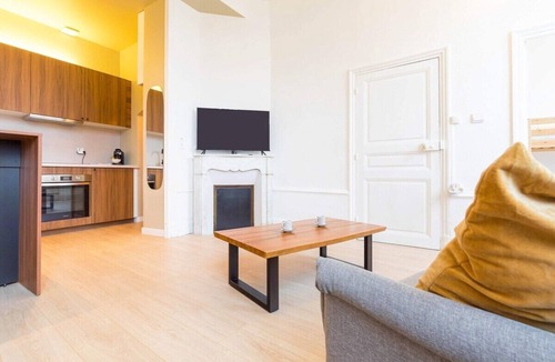 Faubourg-Raines Apartment | Le Refuge de l'Arquebuse