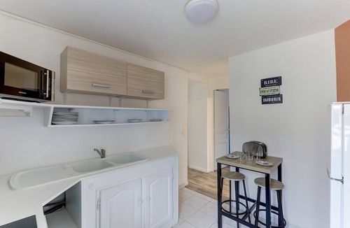 Neris-les-Bains Apartment | Le Repos des Thermes - Proche des Thermes