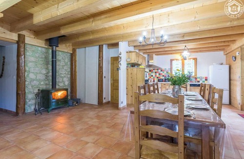 Le Noyer House | LE SEITOZ - LE NOYER