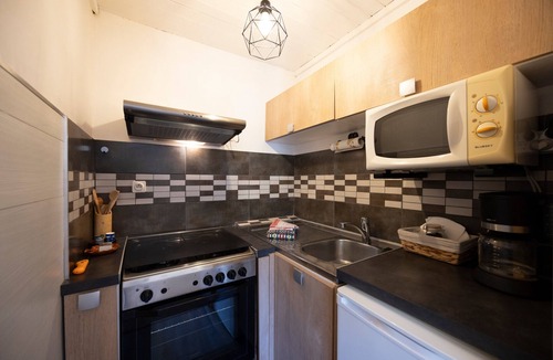 Aillon-le-Jerune Apartment | “Le Skieur” Apartment with Mountain View, Balcony, and Wi-Fi