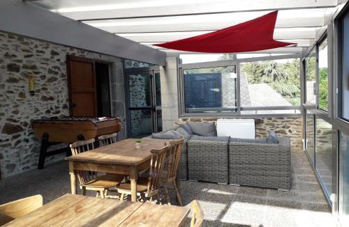 Chataigneraie Cantalienne Bed & Breakfast | Le Tromp' L'Œil