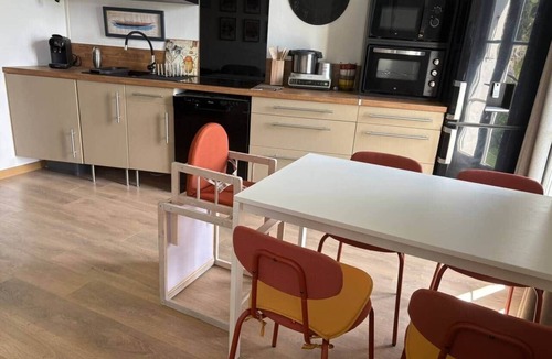 Aubenas Apartment | Les Capucines, Calm & Comfort - Near the Vals thermal baths