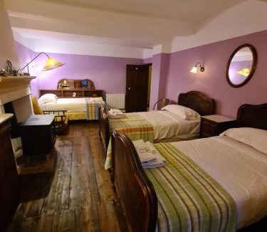 Saint-Martin-dʼEntraunes Bed & Breakfast | Les Etrangers a l'ancien Hotel des Etrangers
