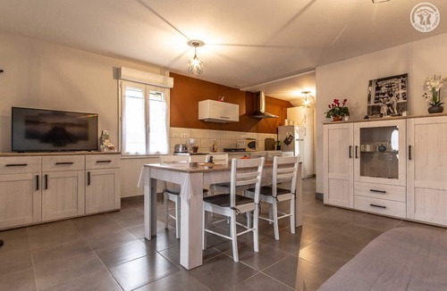 Frontenard House | Les Grands Prés - FRONTENARD