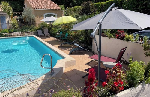 Eyragues House | Les Hauts D'eyragues : Gîte Aigue Marine