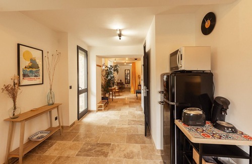Floressas House | Les Jardins de Lumière – Alba & Lunada Cottages (5–8 guests)