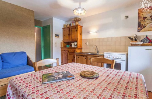 Beaufort House | Les Oreilles Du Chat