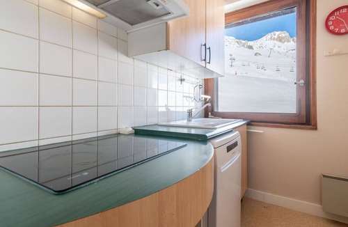 Tignes Apartment | Lovely apartment for 8 people with WIFI, TV and balcony