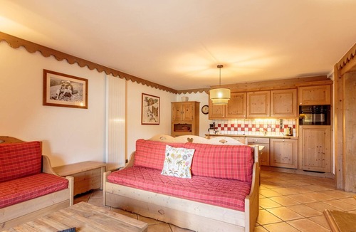 Saint-Martin-de-Belleville Apartment | Luxury Apt 8p with pool & spa, ski-in ski-out, St Martin de Belleville