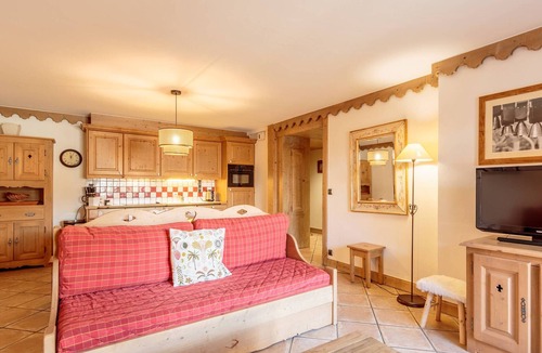 Saint-Martin-de-Belleville Apartment | Luxury Apt 8p with pool & spa, ski-in ski-out, St Martin de Belleville