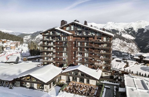 Courchevel Apartment | Luxury Apartment with Ski-in Access & Wellness in Courchevel 1850