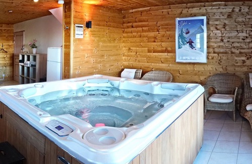 Villarembert Ski Chalet | Luxury Chalet 4* · Spa · Family Friendly · 20 People