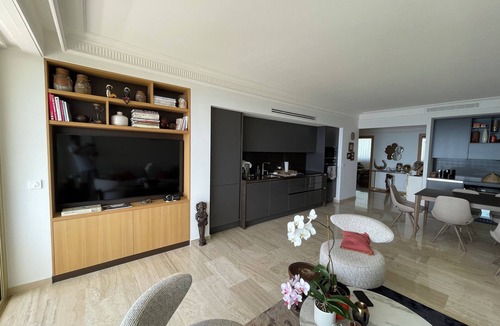 California - Pezou Apartment | Magnificent upscale Cannes Californie apartment, unobstructed sea view.