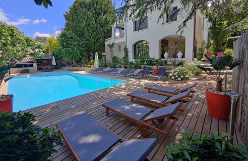 Aubenas Villa | Magnificent villa with swimming pool and gym