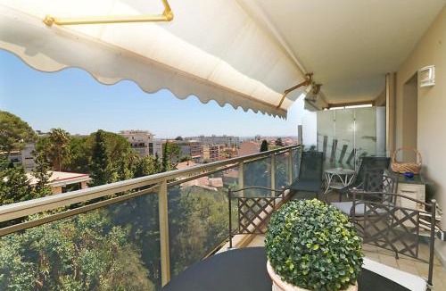 California - Pezou Apartment | Magnifique 2p vue panoramique piscine grande terrasse pk